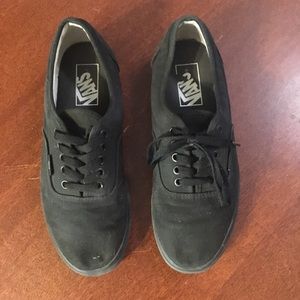Vans shoes in black
